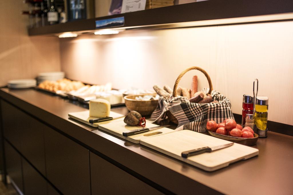 La Trobada Hotel Sport ريبول المظهر الخارجي الصورة